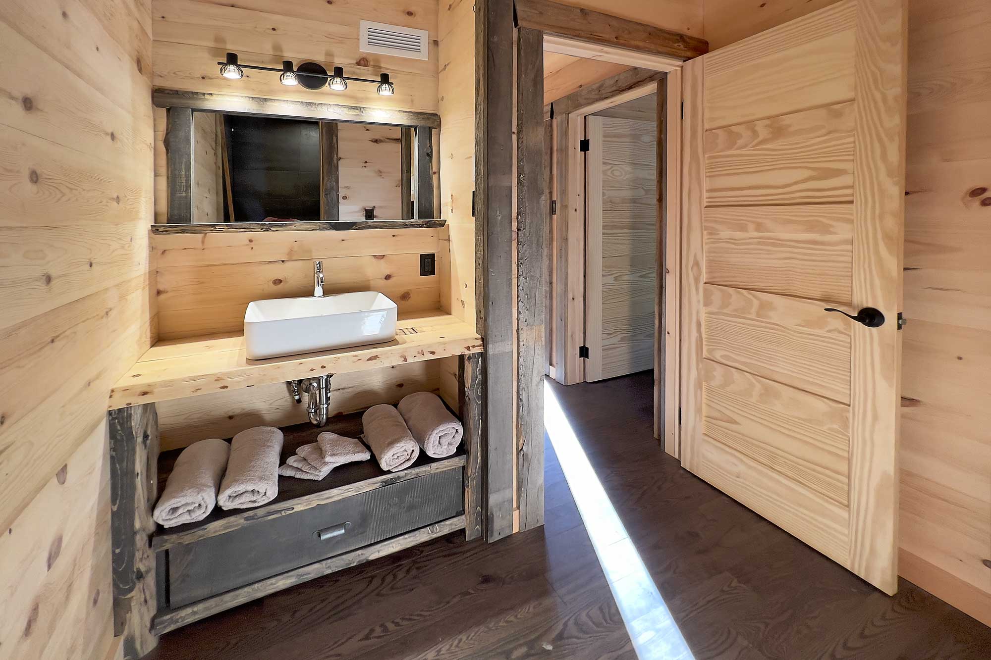 Chalet Apache