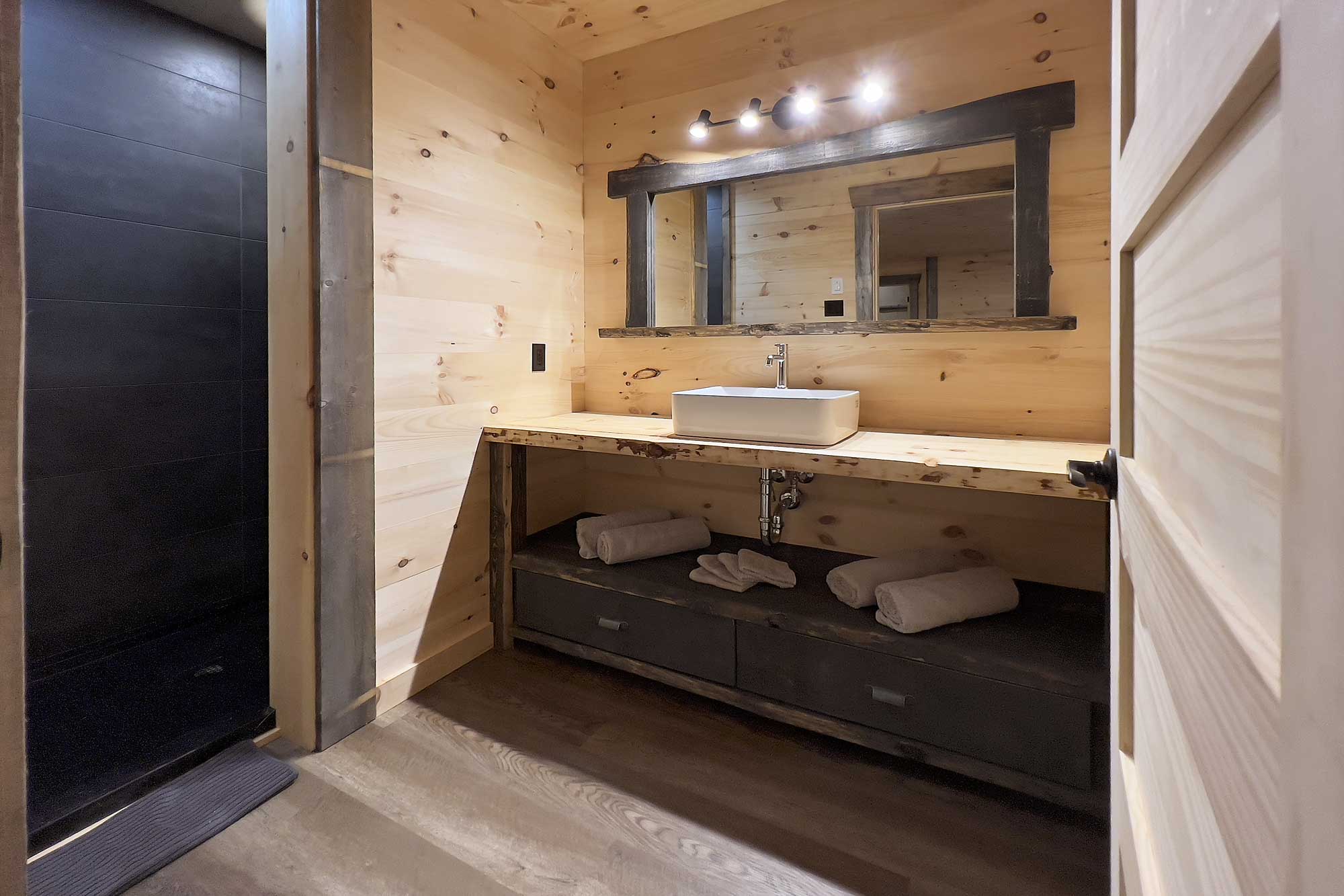 Chalet Apache