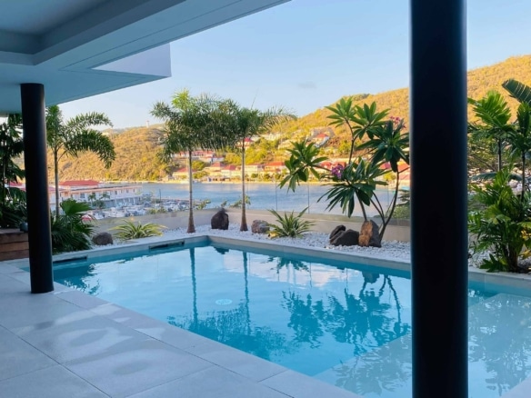 Gustavia Harbor Apartment