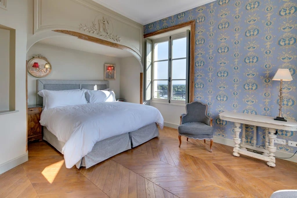 Chateau de Candes Full Estate
